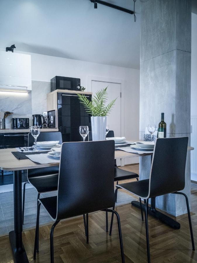 Raw Industrial City Apartment Subotica Exterior foto
