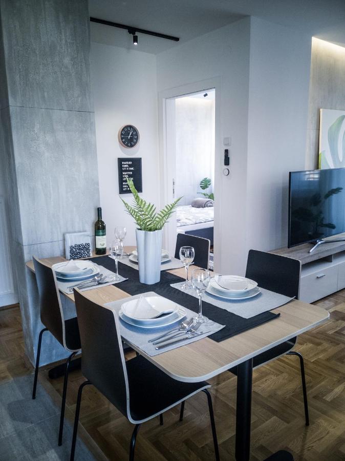 Raw Industrial City Apartment Subotica Exterior foto